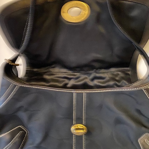 Coach - Ergo Flap Hobo Satchel (USED) - Picture 4 of 8